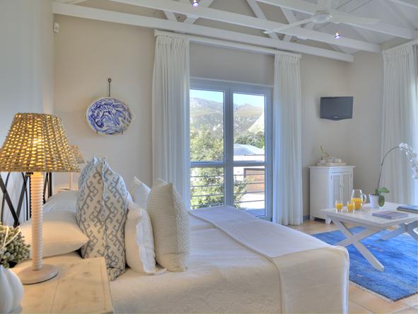 Abalone Guest Lodge - Bedroom